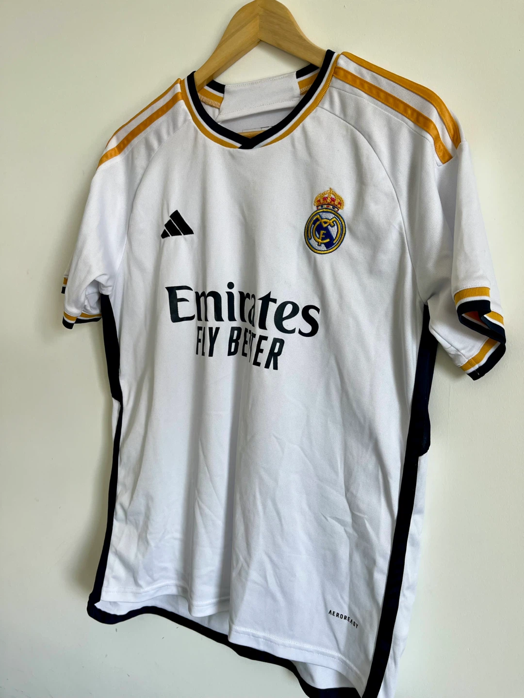 Adidas Real Madrid Jersey Size M - photo 3
