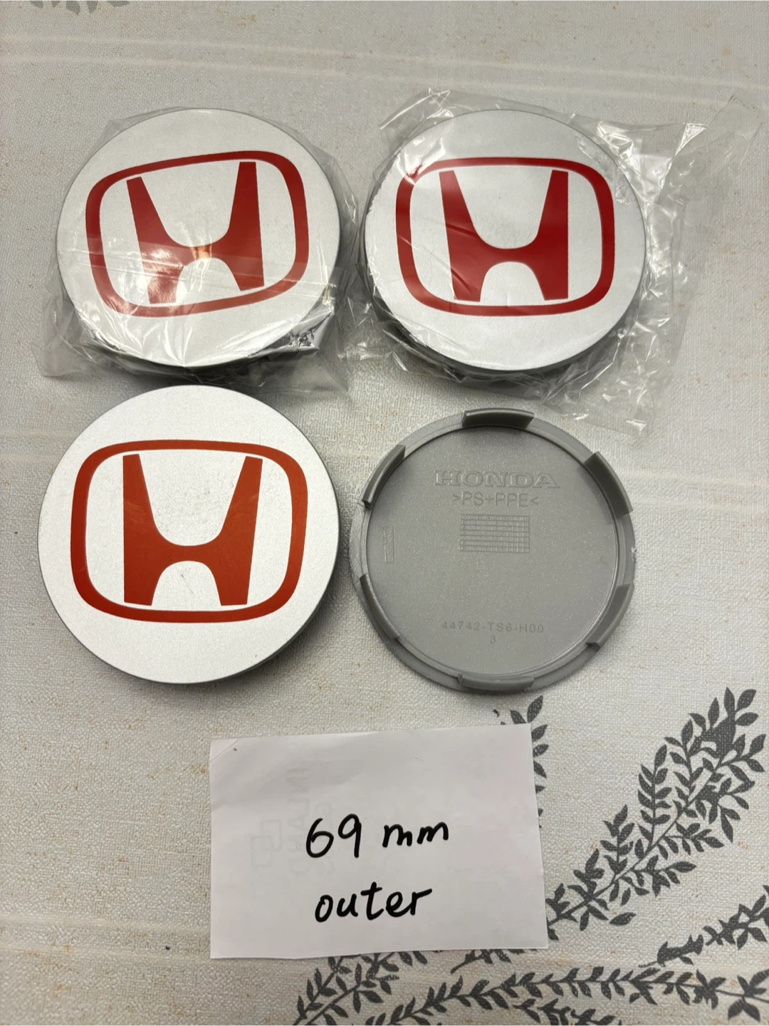 Honda Hub Caps 4-Piece Set 69mm Outer