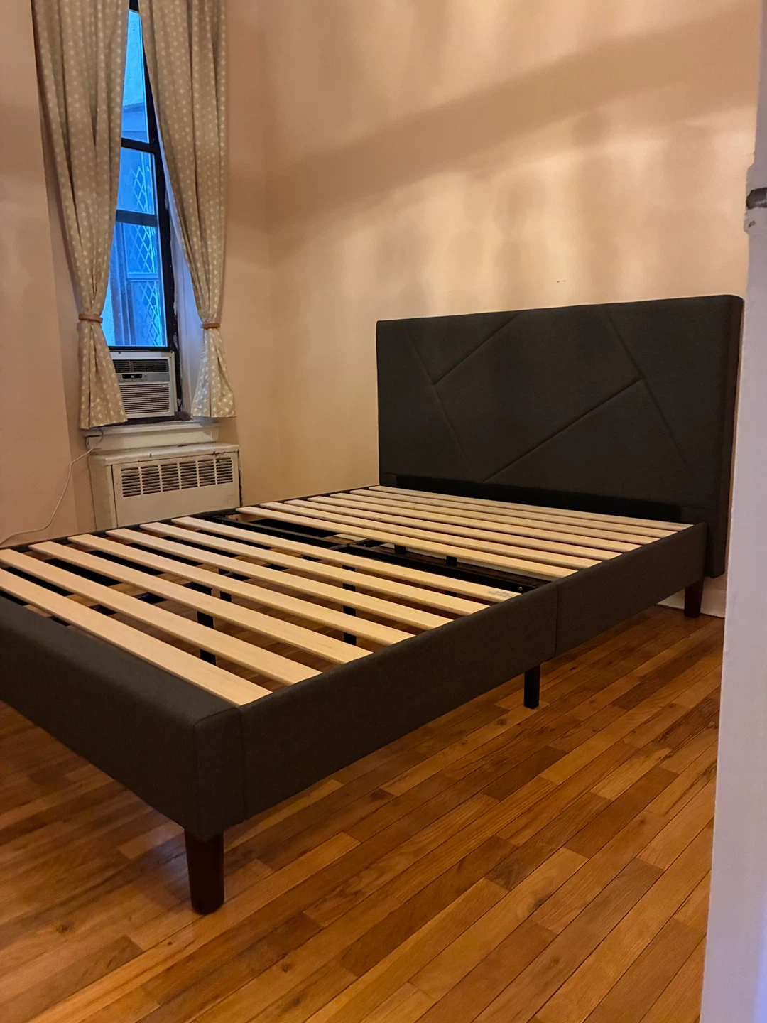 Gray Upholstered Full Size Bed Frame with Geometric Headboard