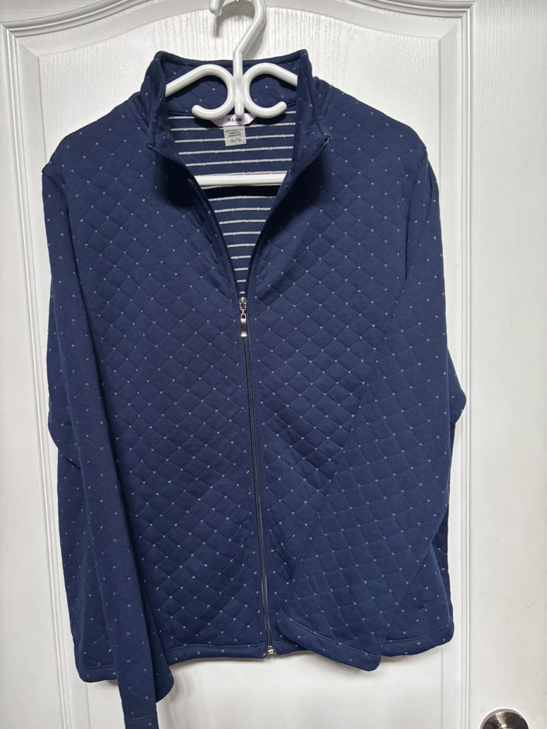 ALIA Quilted Zip-Up Jacket