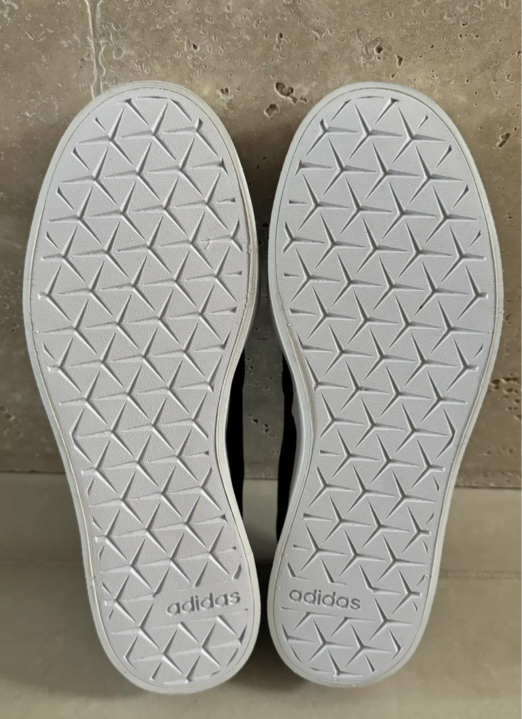 New Womens Adidas Broma Sneakers - photo 3