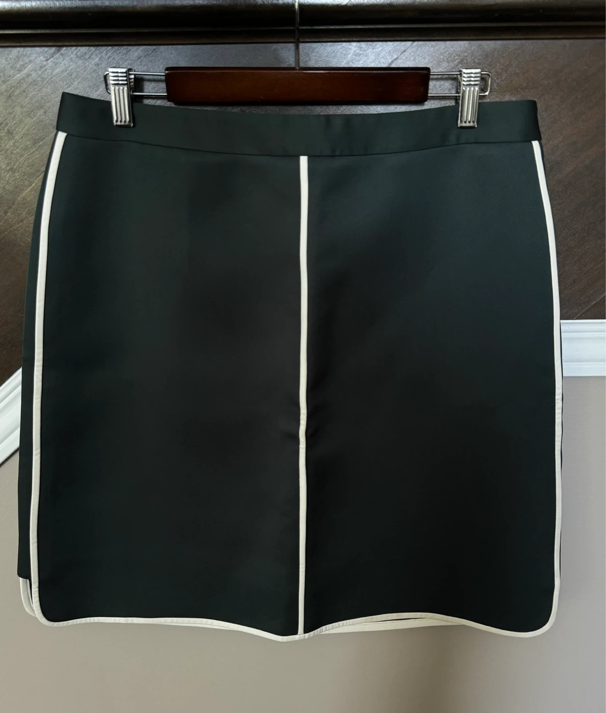 Club Monaco Green Skirt