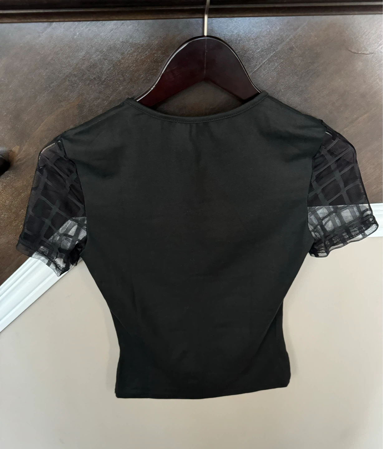 New Shein Black T-shirt - photo 2