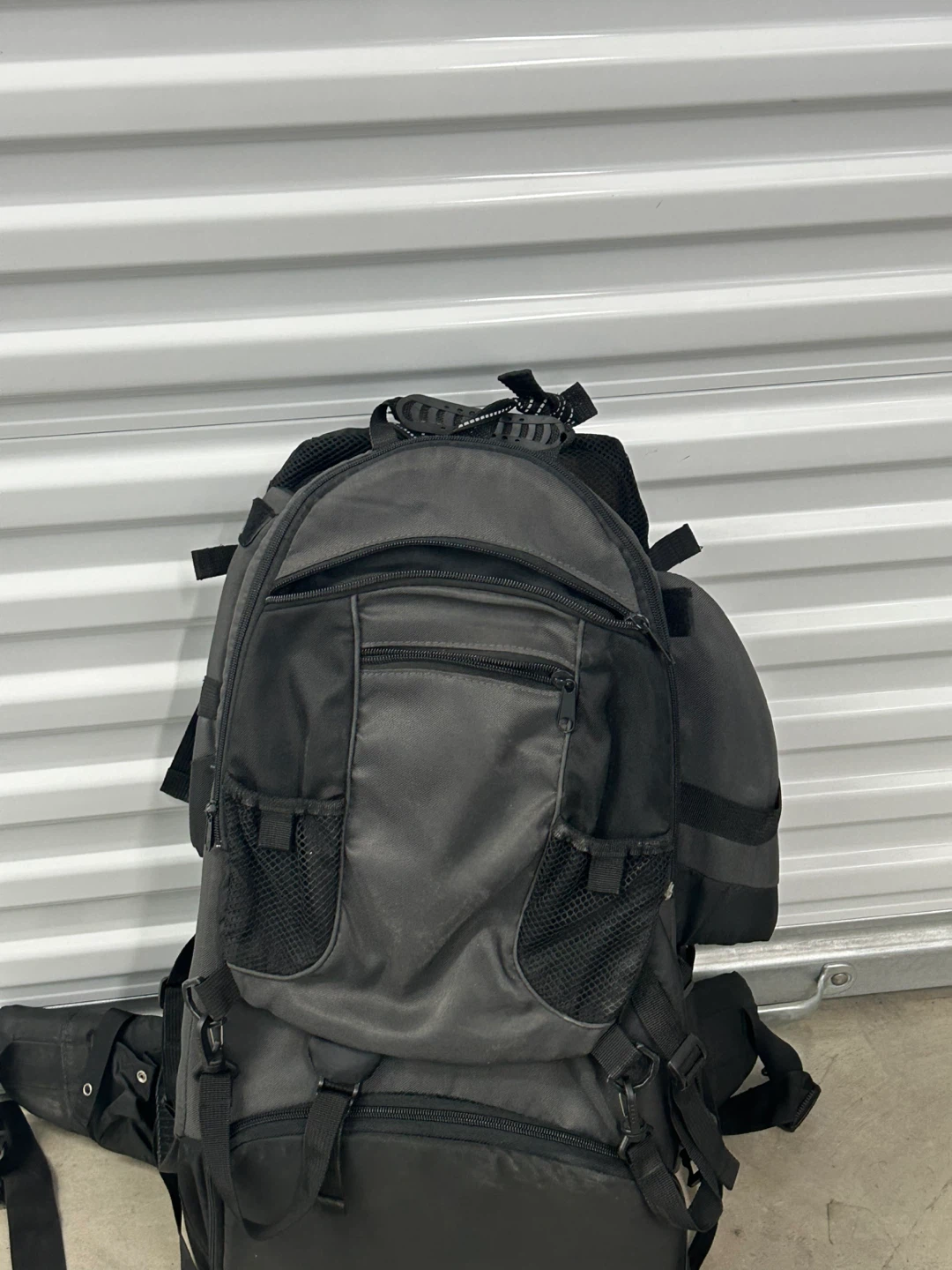 Black Backpack - photo 2