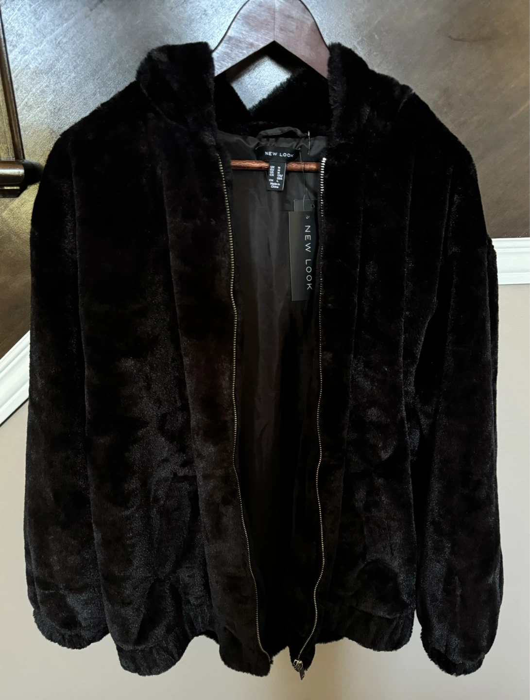 Brand New Women’s New Look Faux Fur Jacket - photo 2