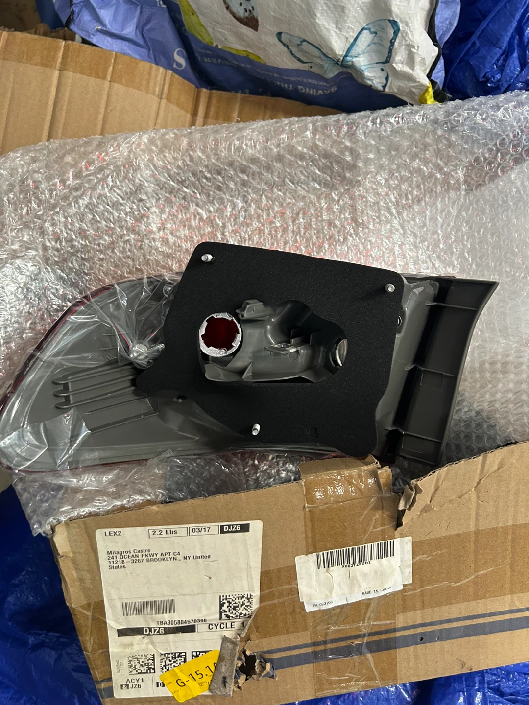 New Tail Light Assembly - photo 2