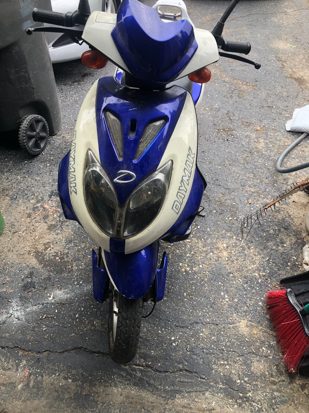 Daymak Scooter