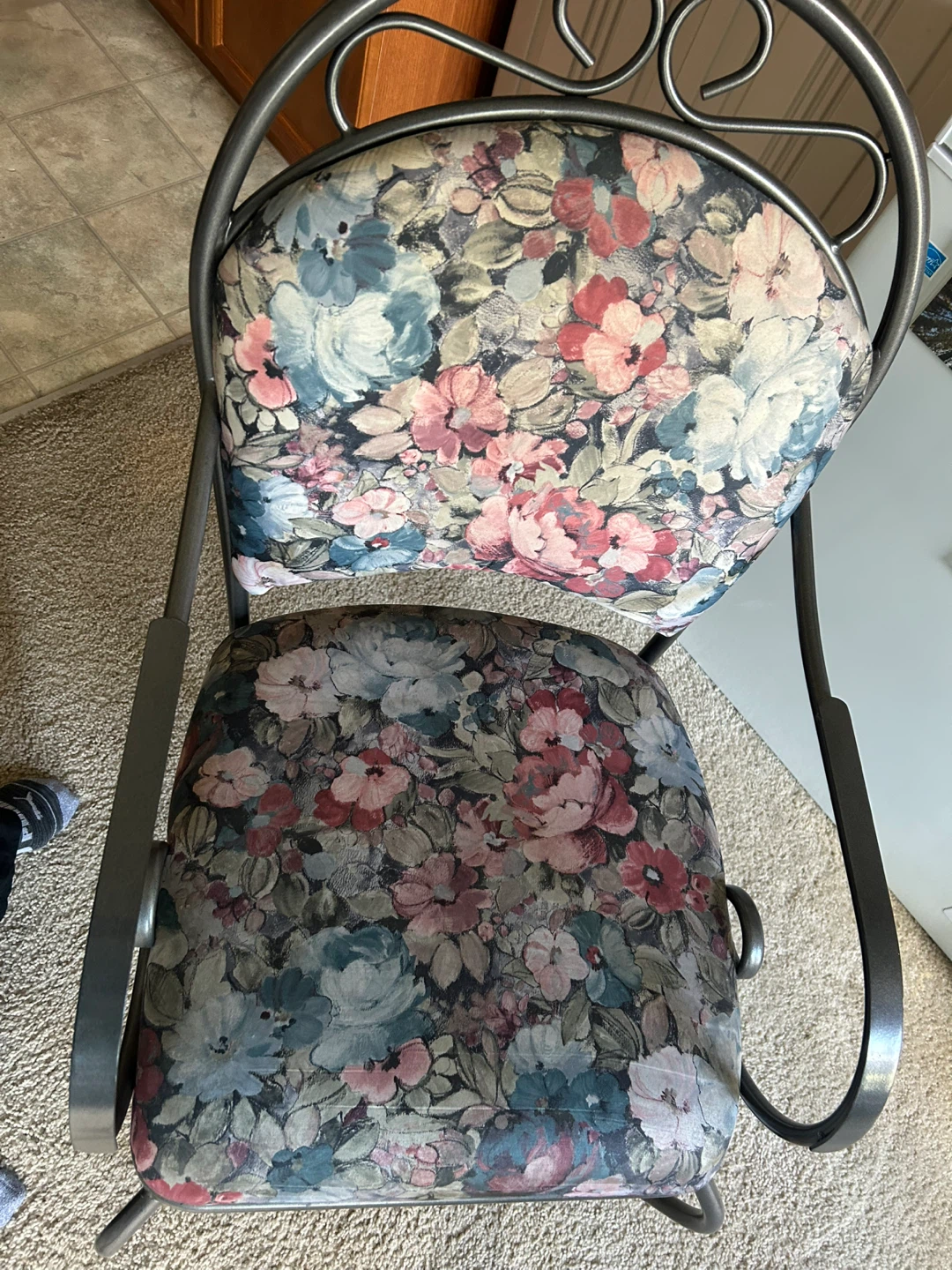 Glass Top Bistro Table and 4 Chairs Set - photo 3
