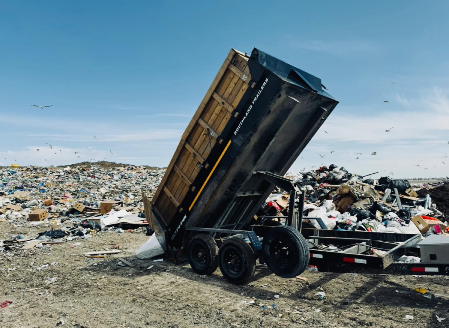 JUNK REMOVAL DUMP RUN GARBAGE DISPOSAL