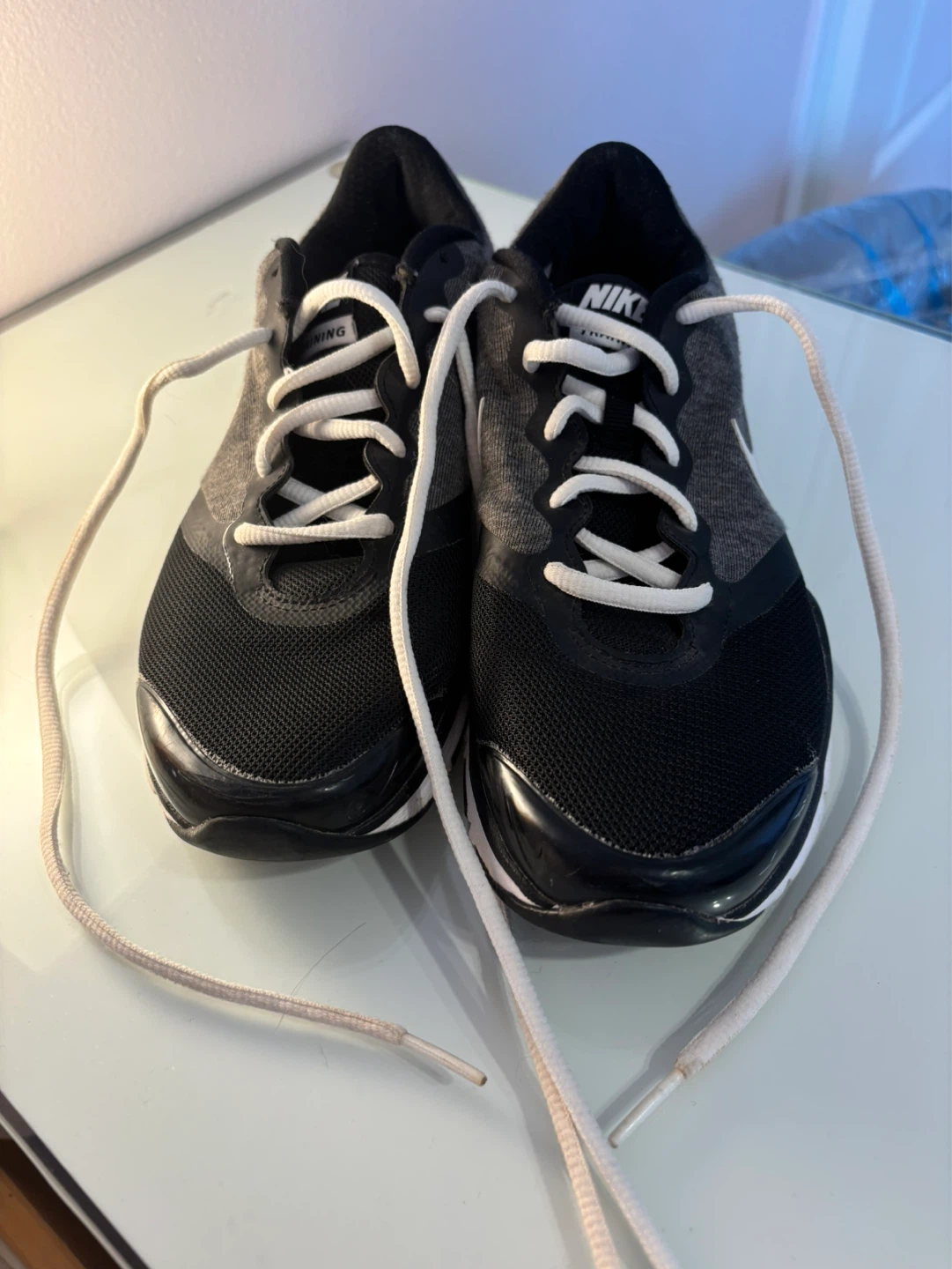 Women’s Grey and Black Nike Training Shoes - photo 2