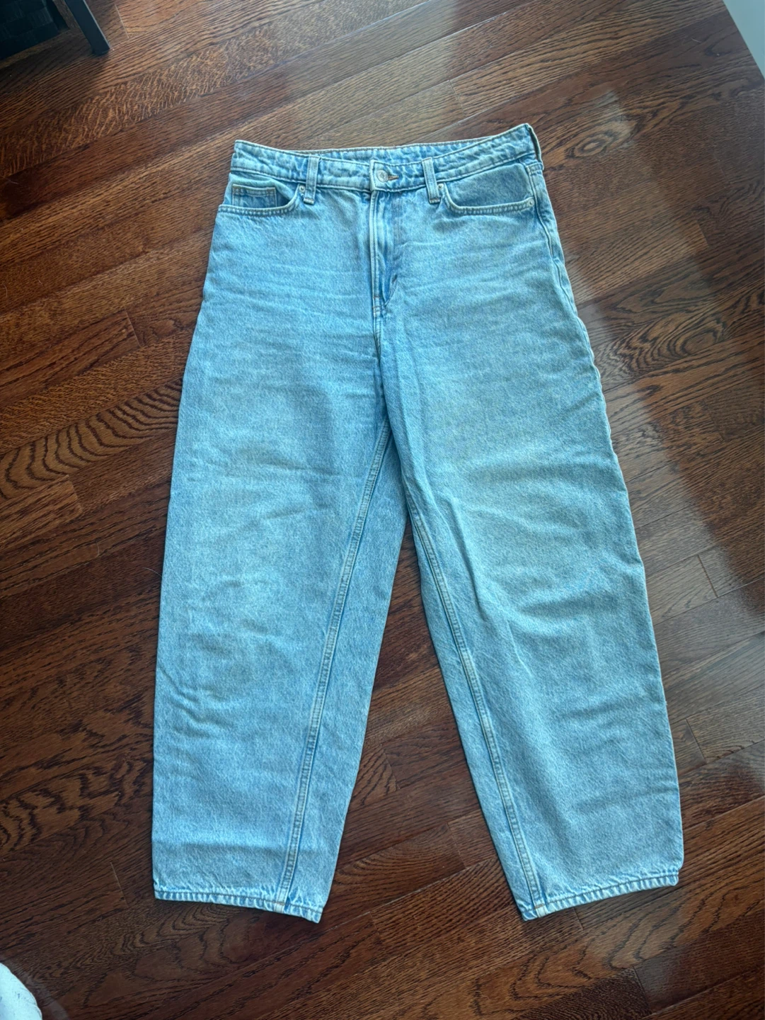Women’s barrel jeans
