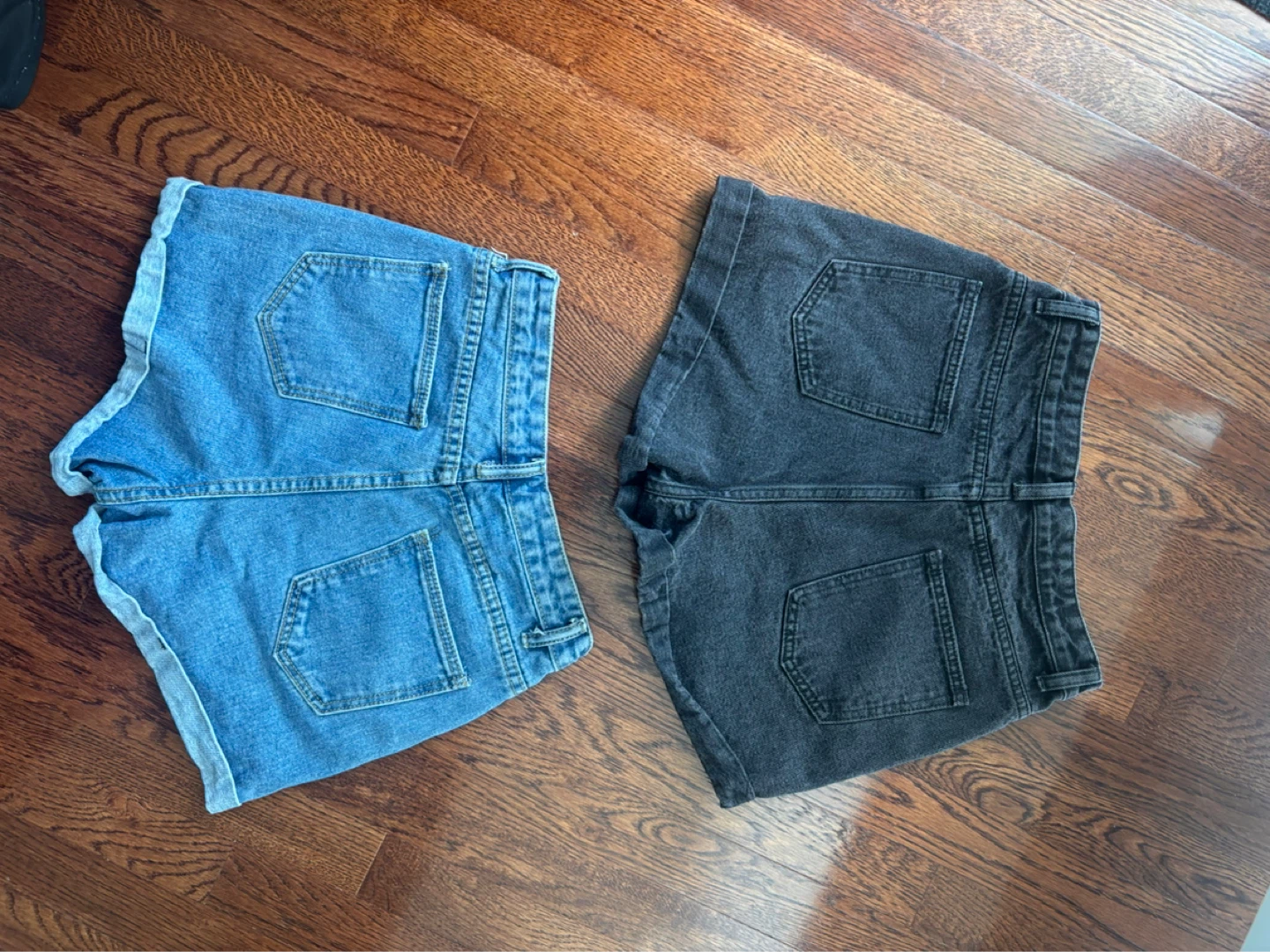 Two pairs high waist denim jeans - photo 2
