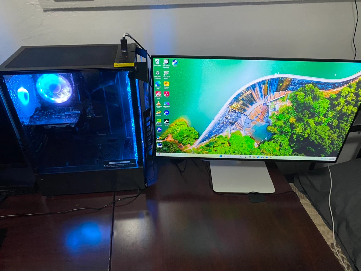 Custom Gaming PC - Intel Core i7, Radeon RX 560 - photo 2