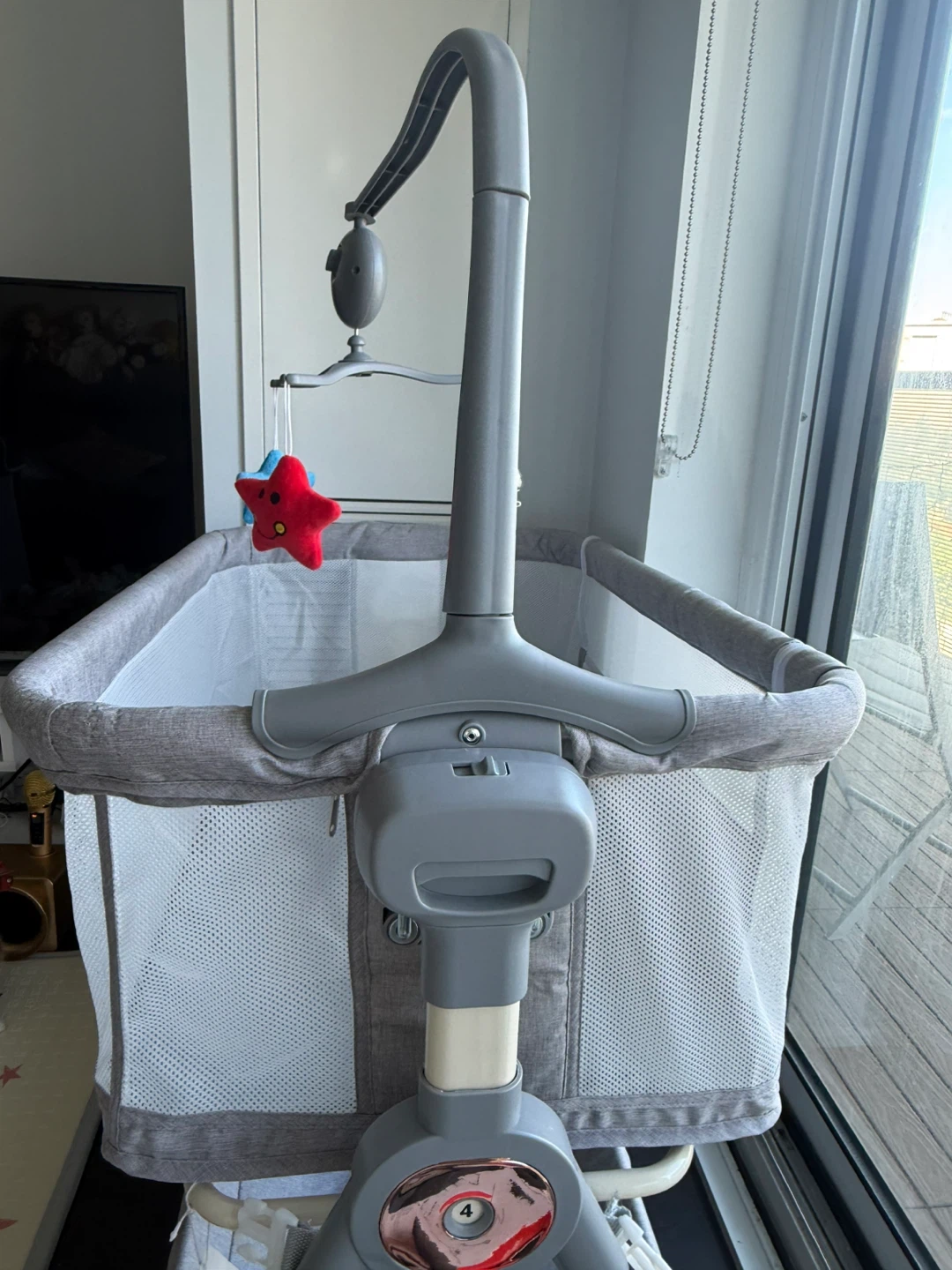3 in 1 Baby Bassinet Bedside Sleeper - photo 3