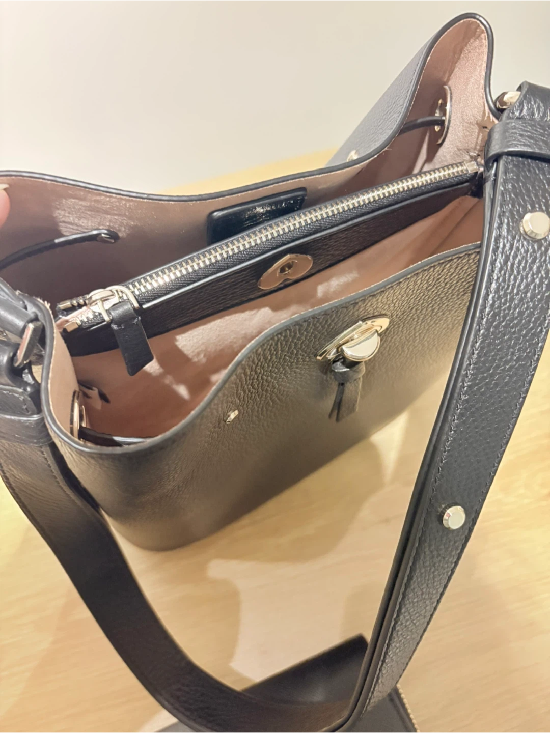 Kate Spade Black Leather Bucket Bag and Wallet Set - photo 2