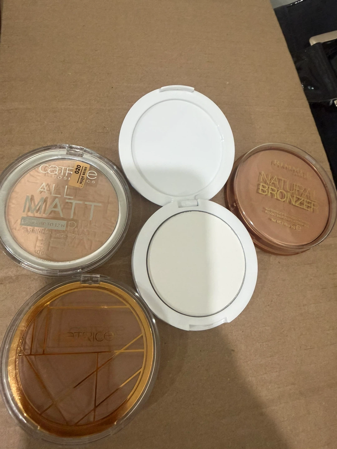 Rimmel Natural Bronzer & Catrice All Matt Plus Powder - photo 2