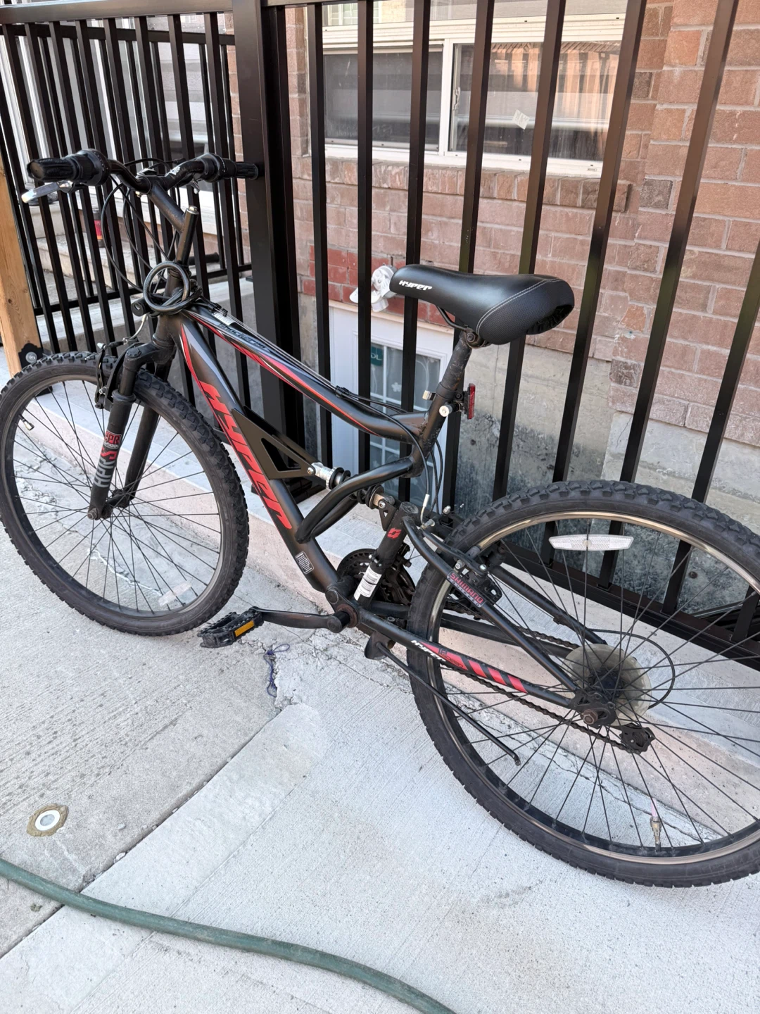 Hyper Bicycle - Black and Red - photo 3