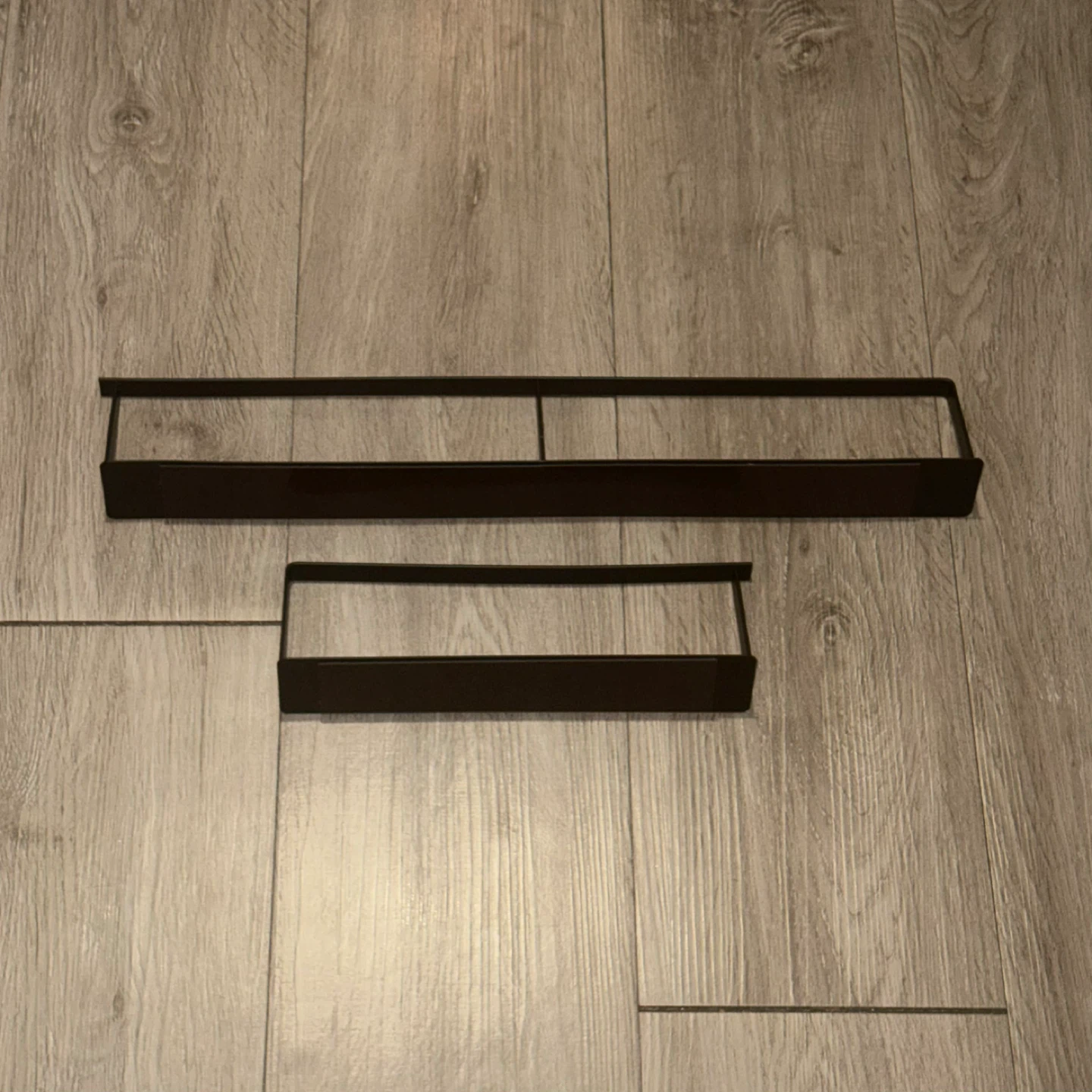 Magnetic Hanger Organizers For Washing Machines