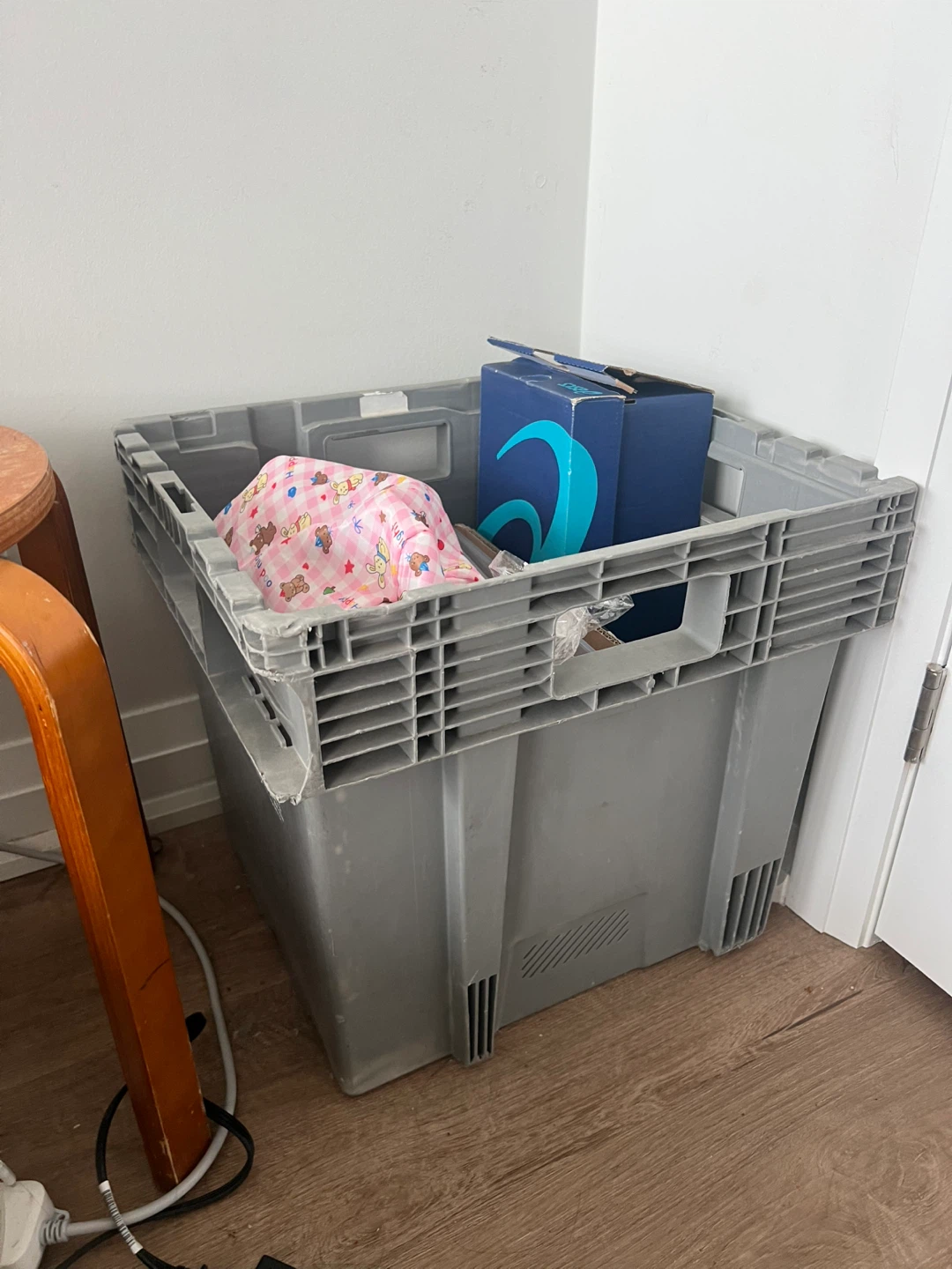 Grey Plastic Storage Tote Bin with Lid