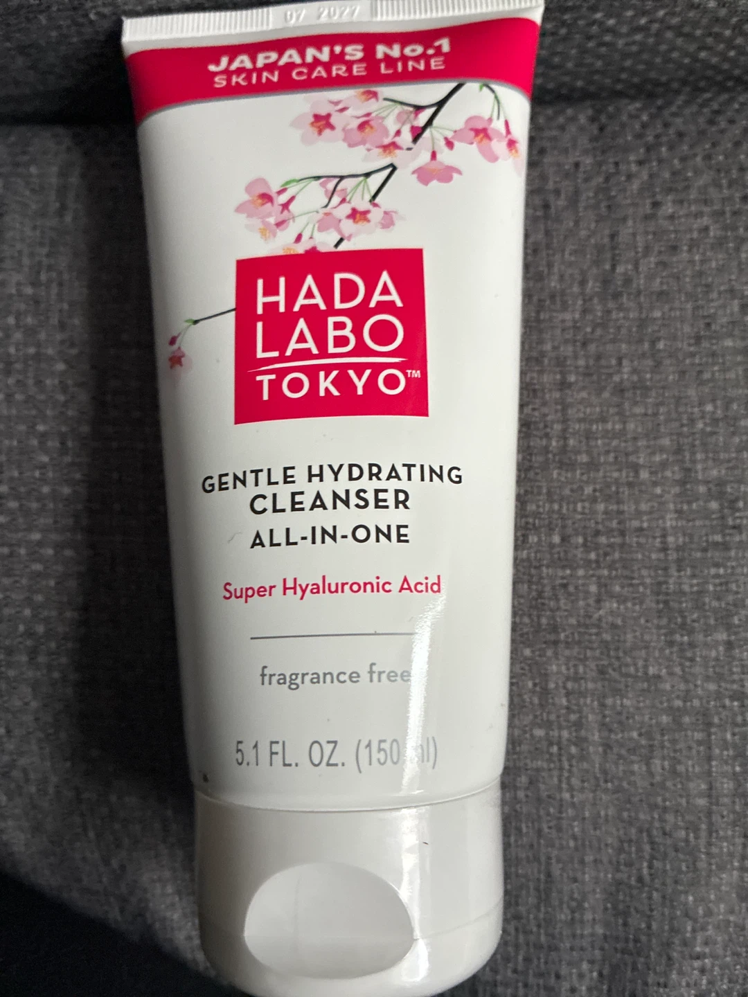 Hada Labo Tokyo Gentle Hydrating Cleanser All-in-One