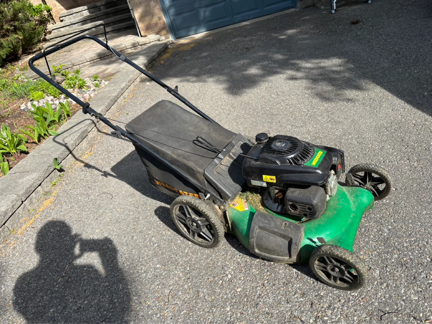 Weed Eater Gas Lawnmower - photo 2