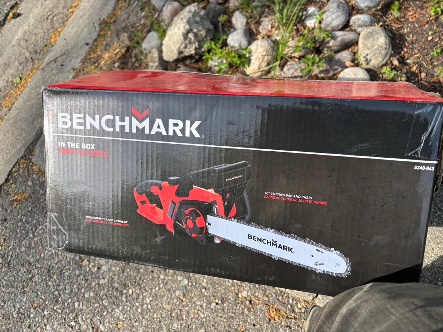 Benchmark 15 Amp Electric Chainsaw