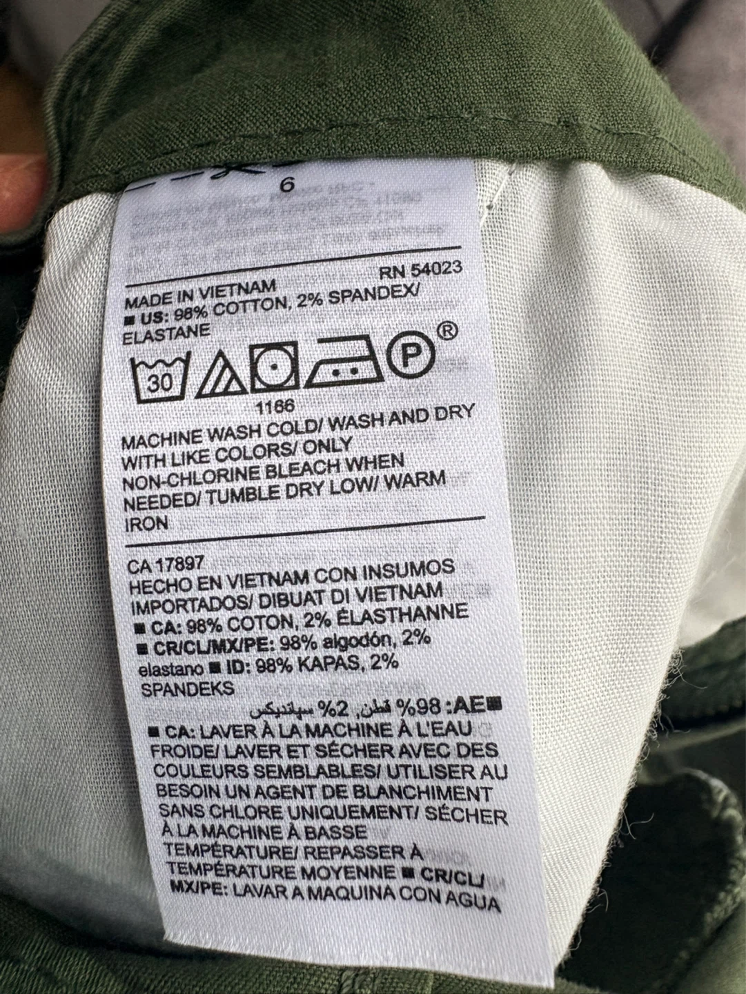 NWT Old Navy Everyday Mid-Rise Shorts Size 6 - Green - photo 5