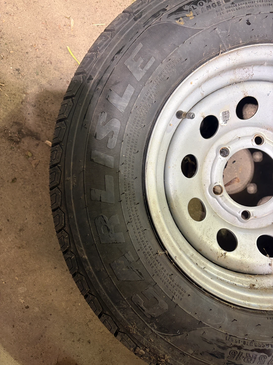 Carlisle Trailer Tire ST225/75R15 - photo 2
