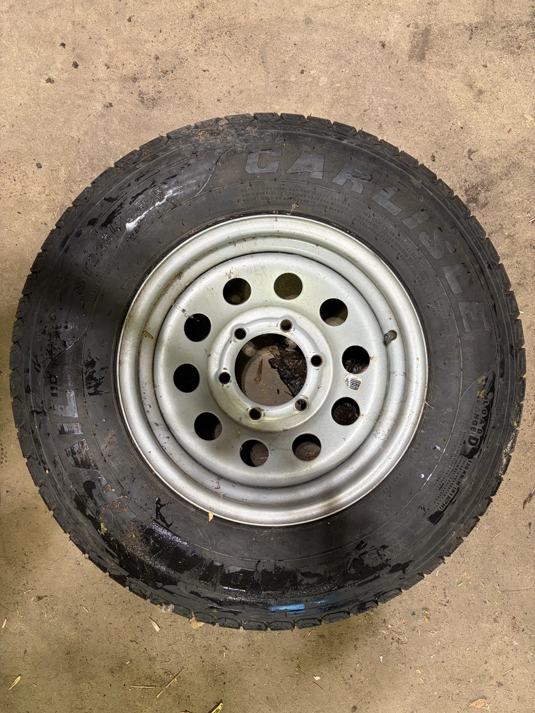 Carlisle Trailer Tire ST225/75R15