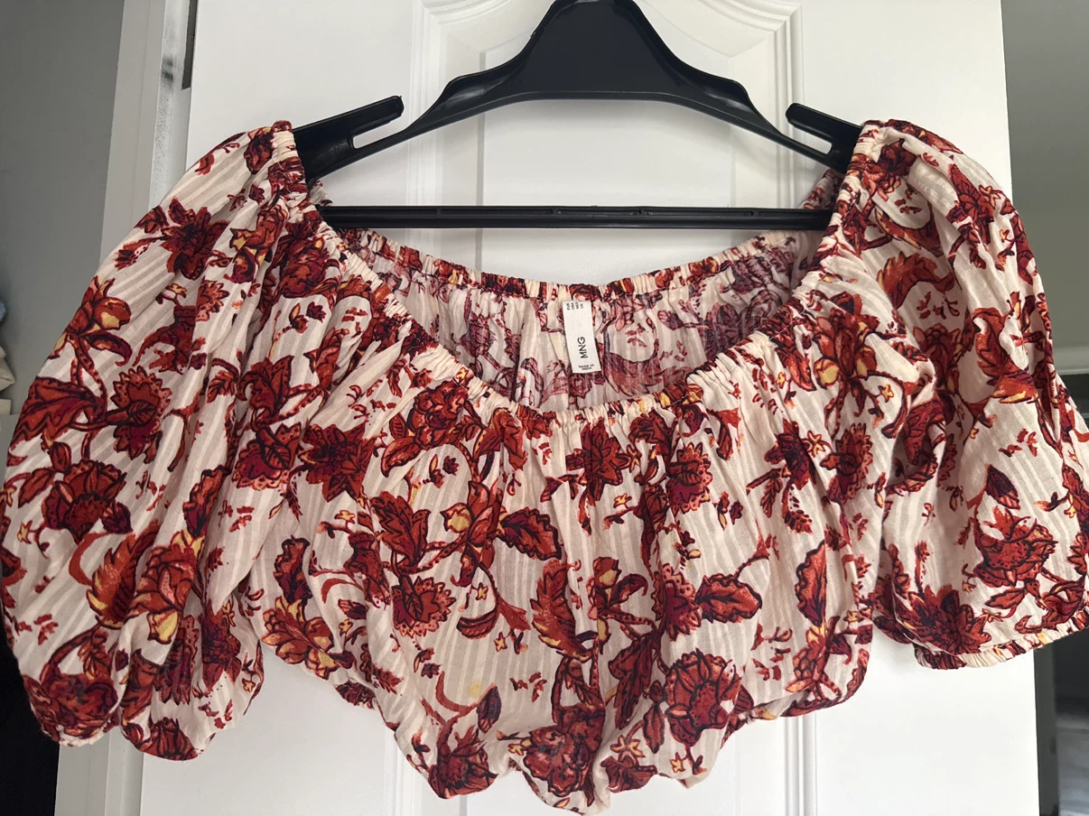 MNG Off-the-Shoulder Crop Top - Red Floral Pattern