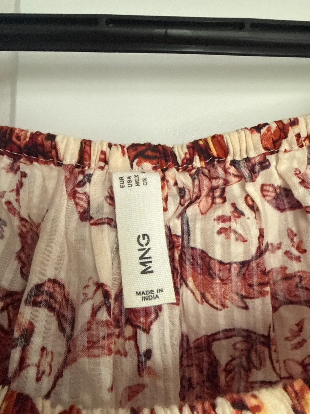 MNG Off-the-Shoulder Crop Top - Red Floral Pattern - photo 2