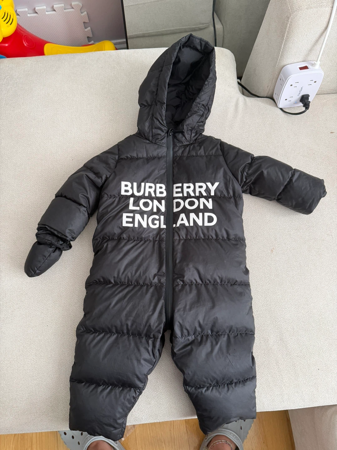 Burberry Puffer Snowsuit - Black - photo 3