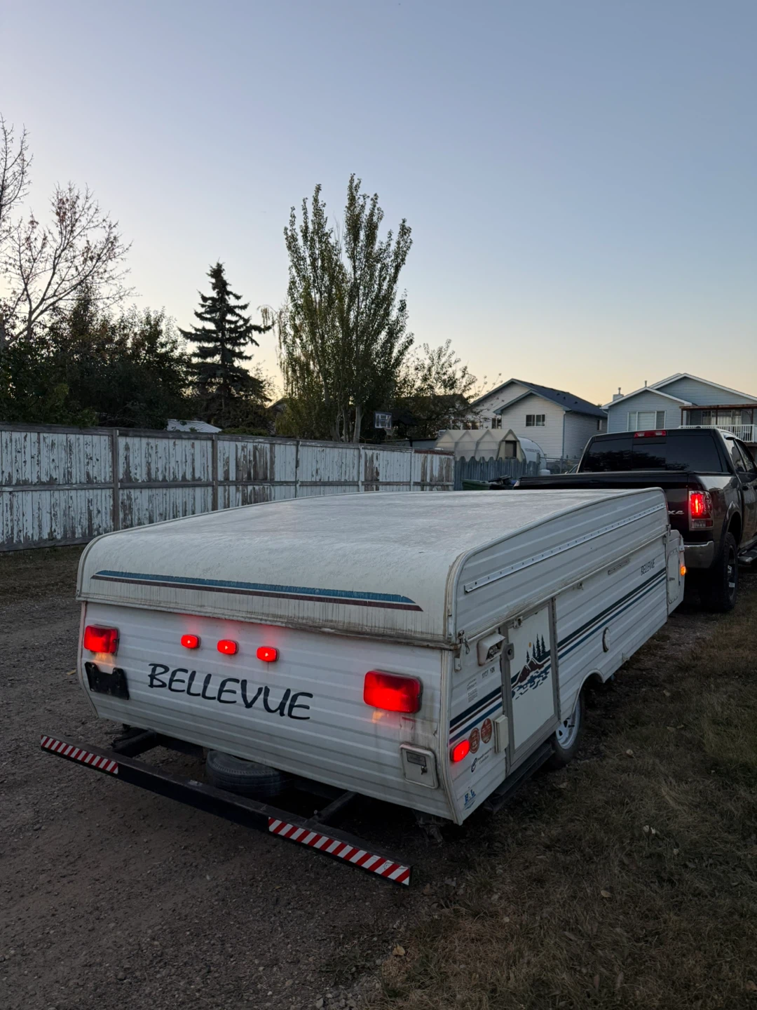 Bellevue Pop-Up Camper Trailer - photo 2