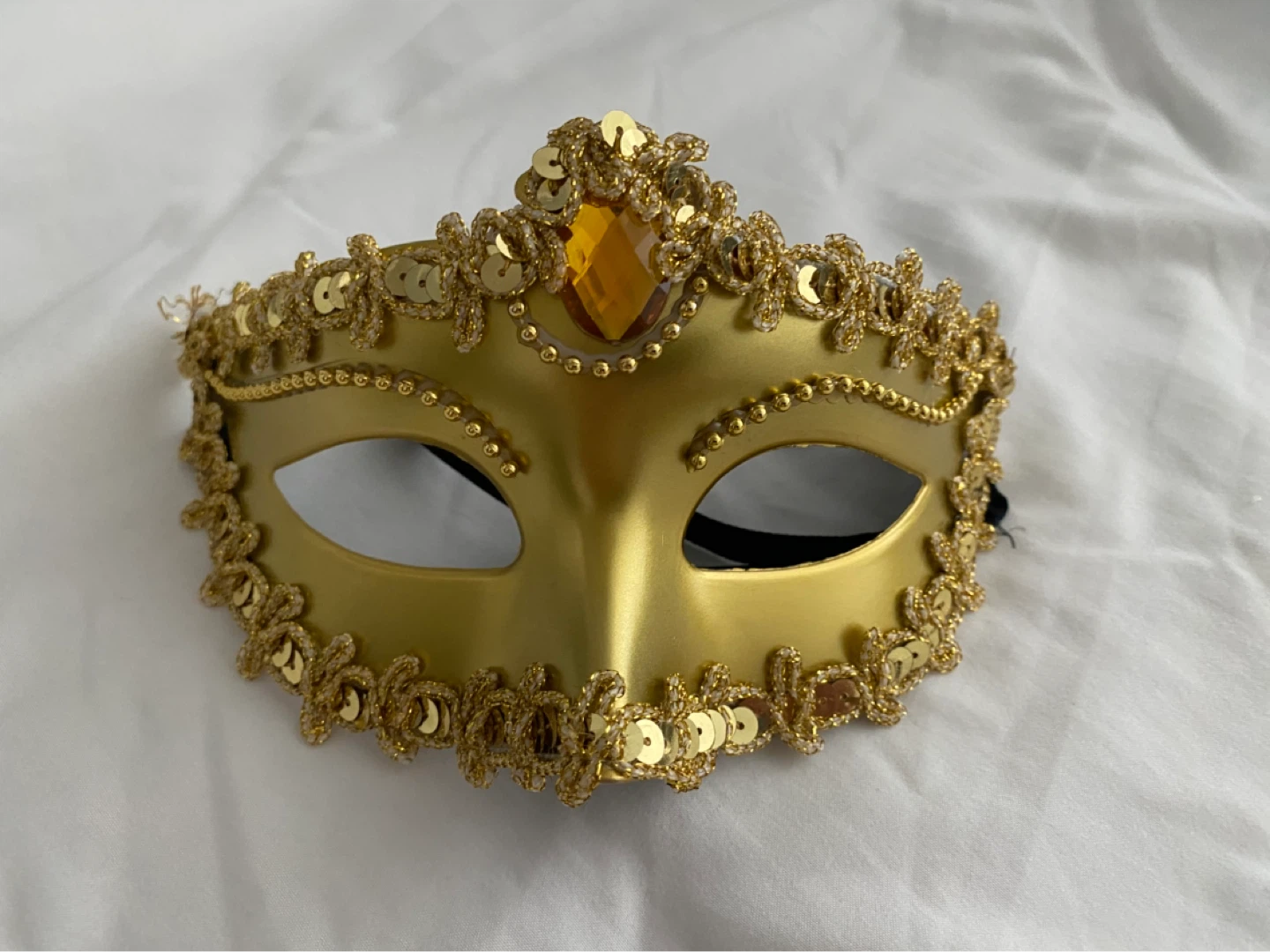Gold Masquerade Masks (2) - Decorative Party Masks - photo 2