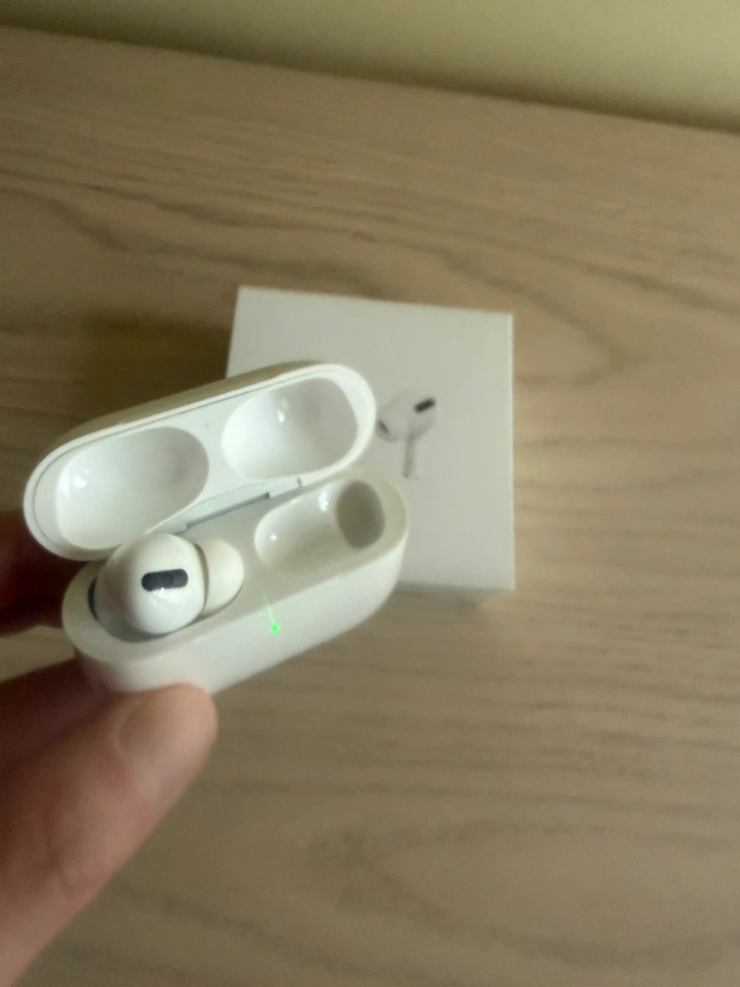 Apple AirPods Pro (1st generation) only left side - photo 2