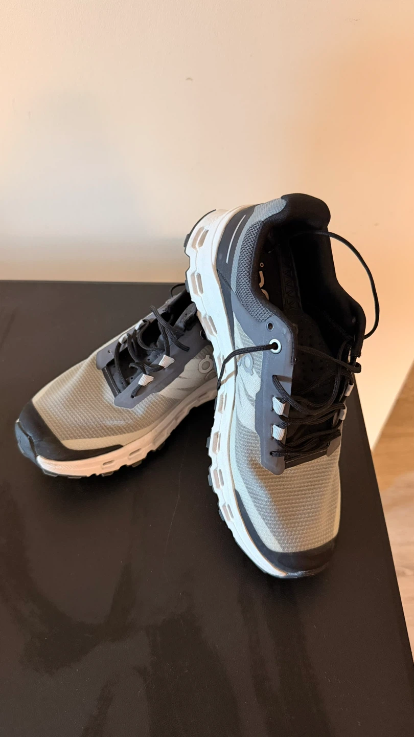 On Cloud Running Shoes