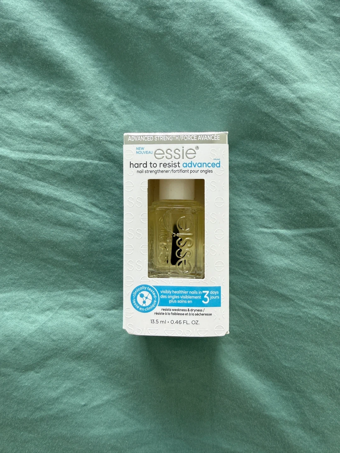 Essie Hard to Resist Advanced Nail Strengthener (new)