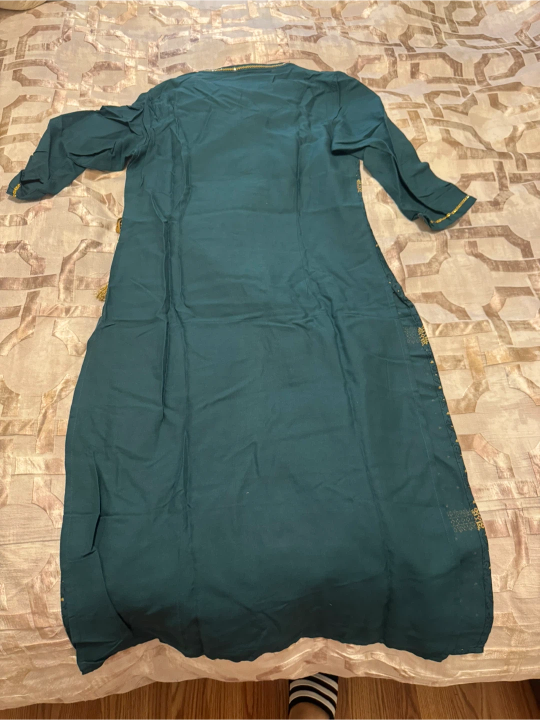 Kurta with Gold Embroidery - photo 2