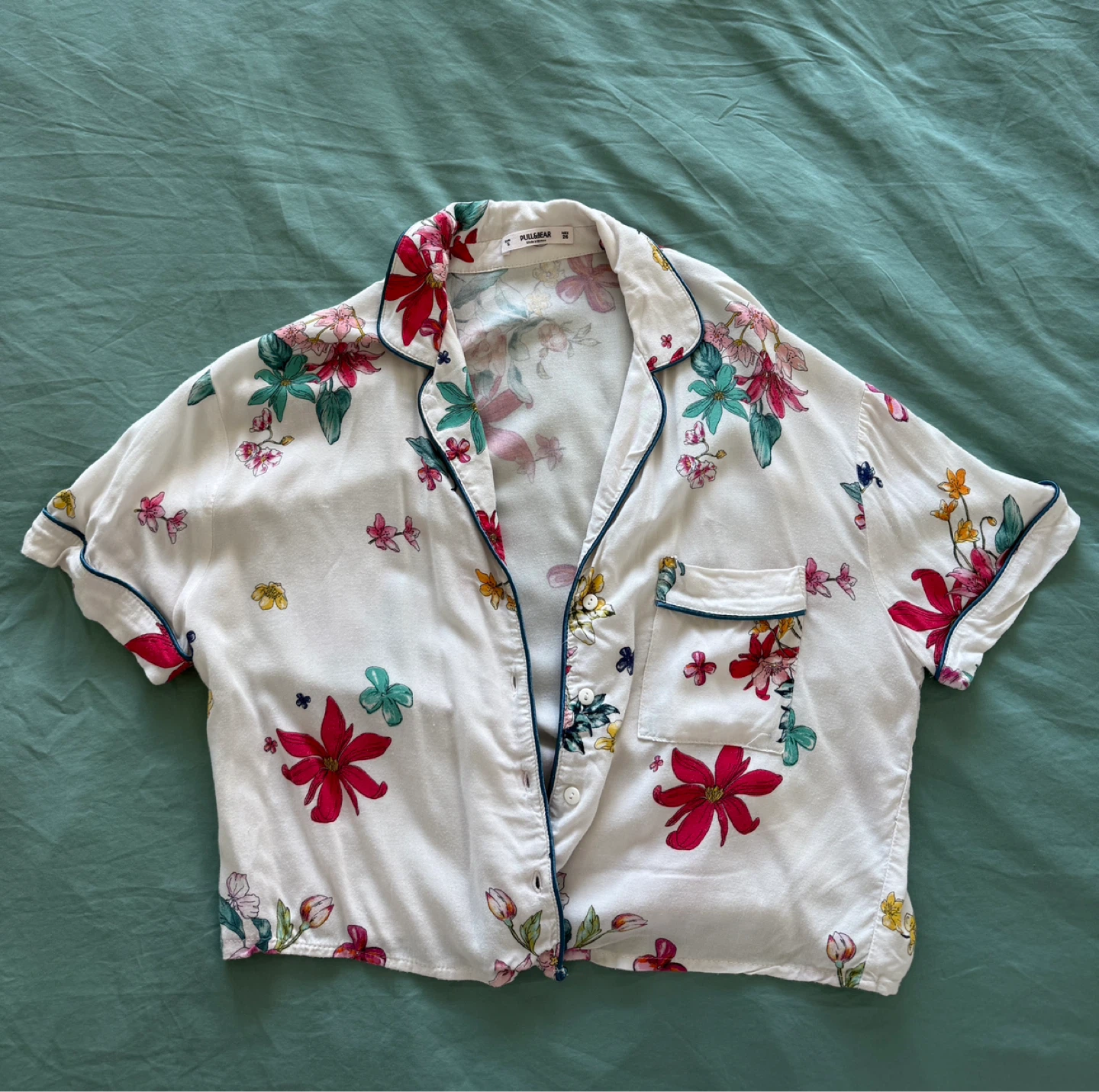 Pull & Bear Floral Short Sleeve Button-Up Shirt