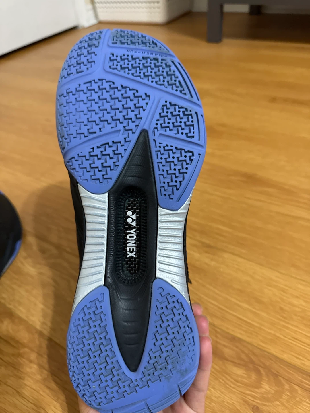88 Dial Yonex badminton shoes. blue/purple size 10 - photo 3