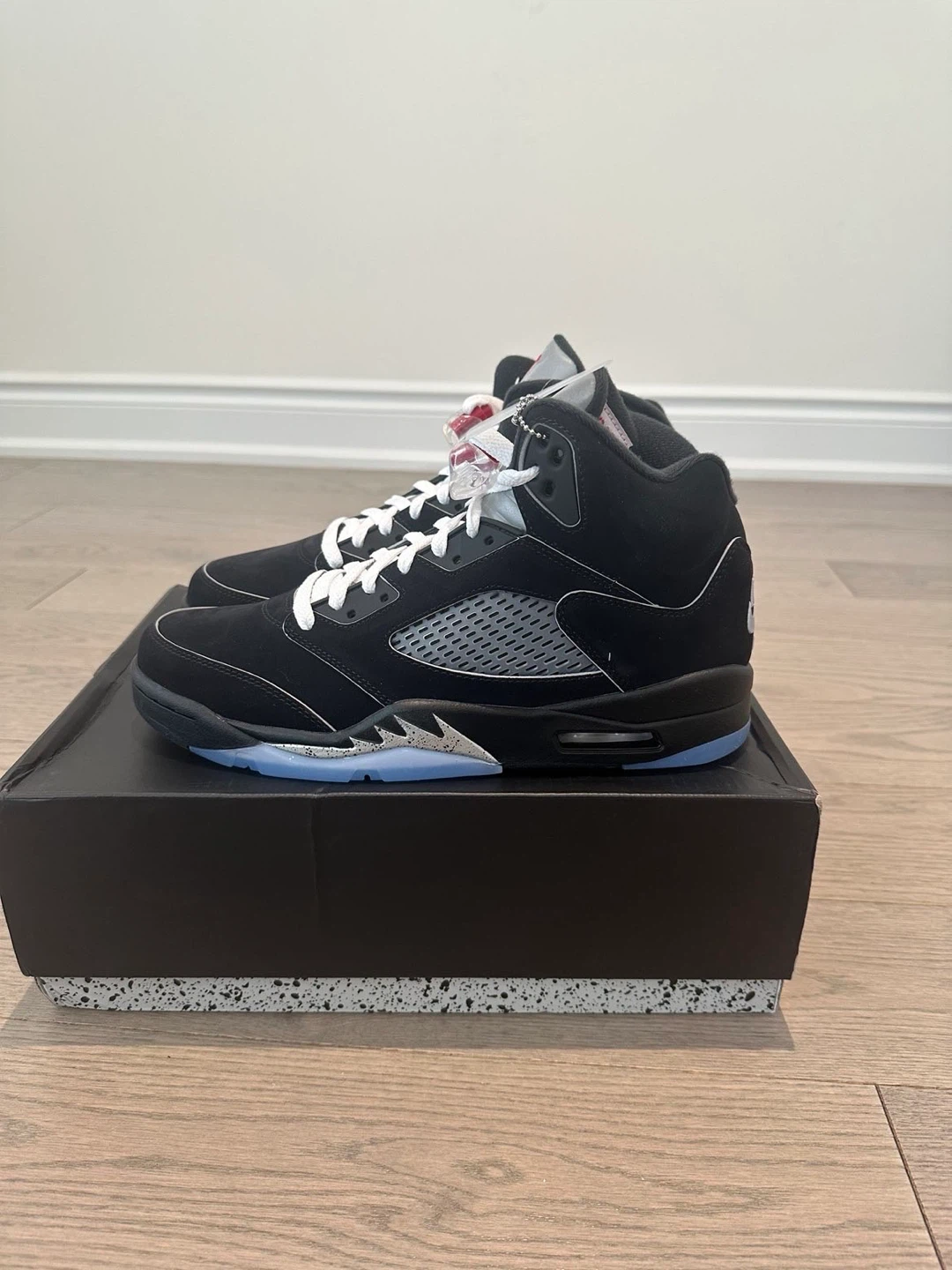 Jordan 5 Retro Black - photo 2