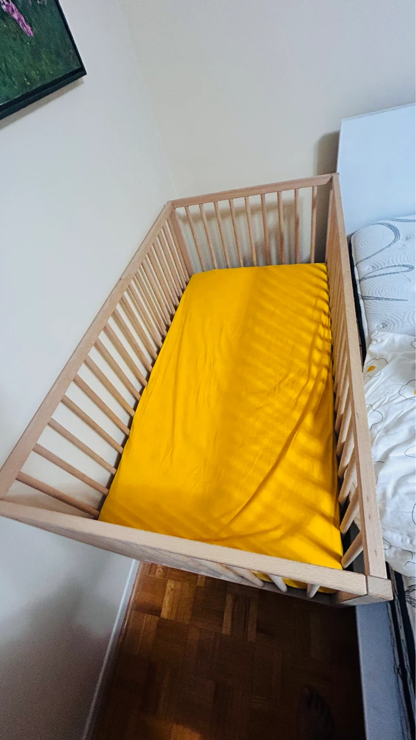 Wooden Baby Crib with Mattress matress cover not included