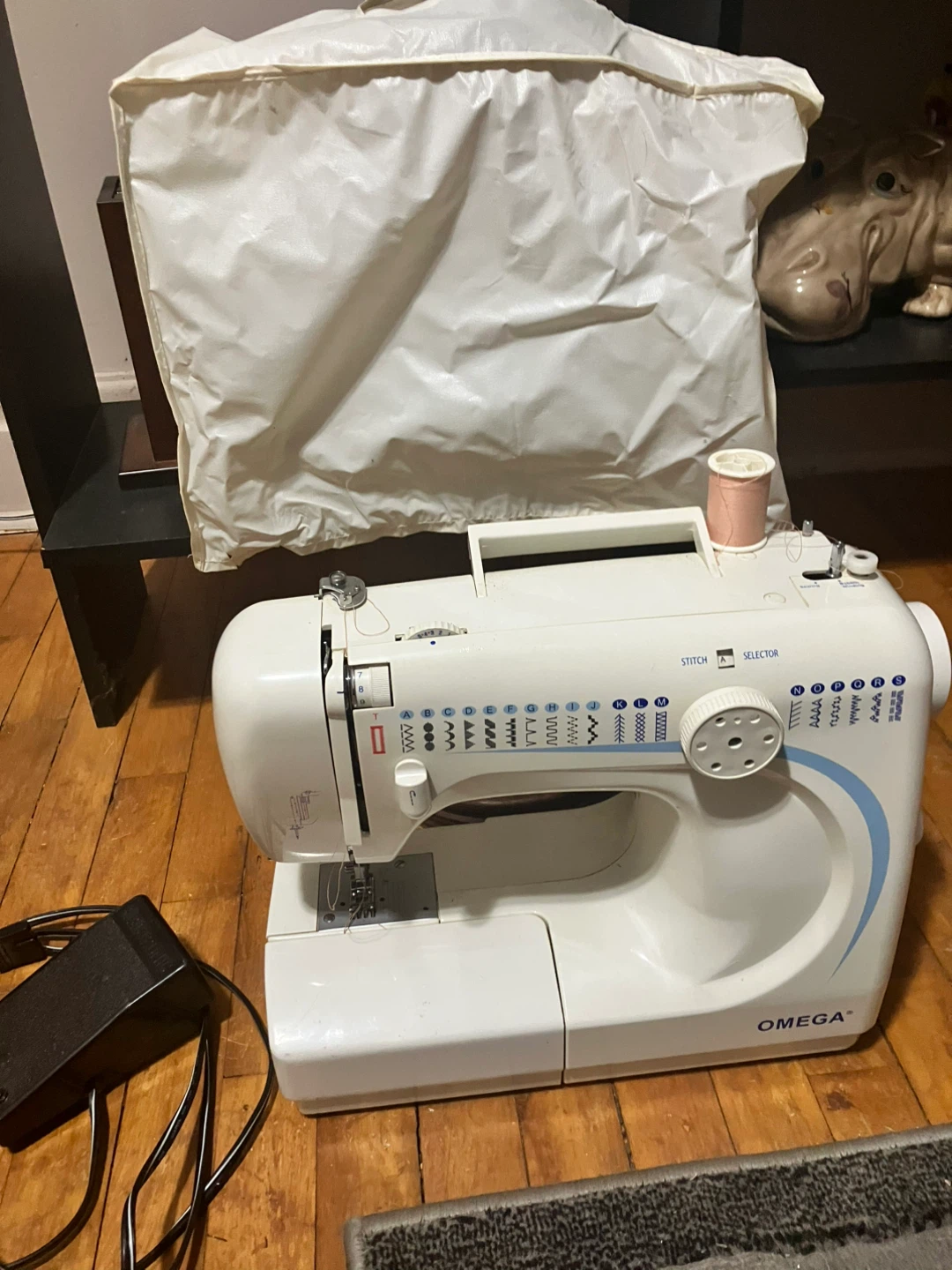 Omega Sewing Machine with Accessories