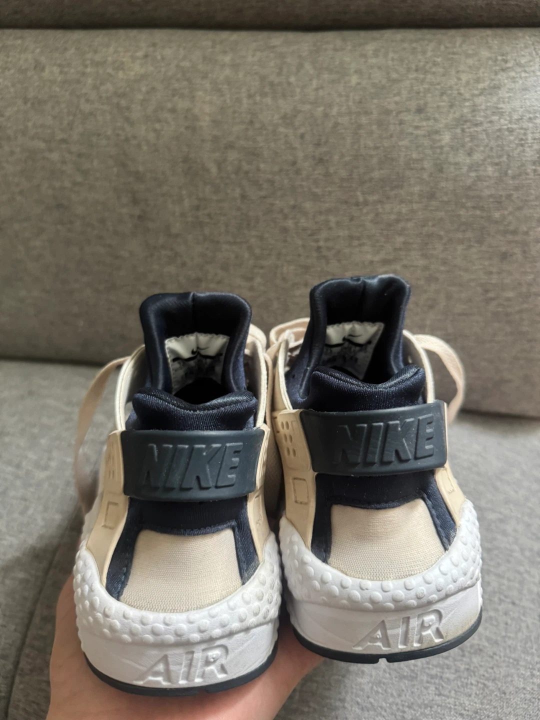 Nike Air Huarache Sneakers - photo 4