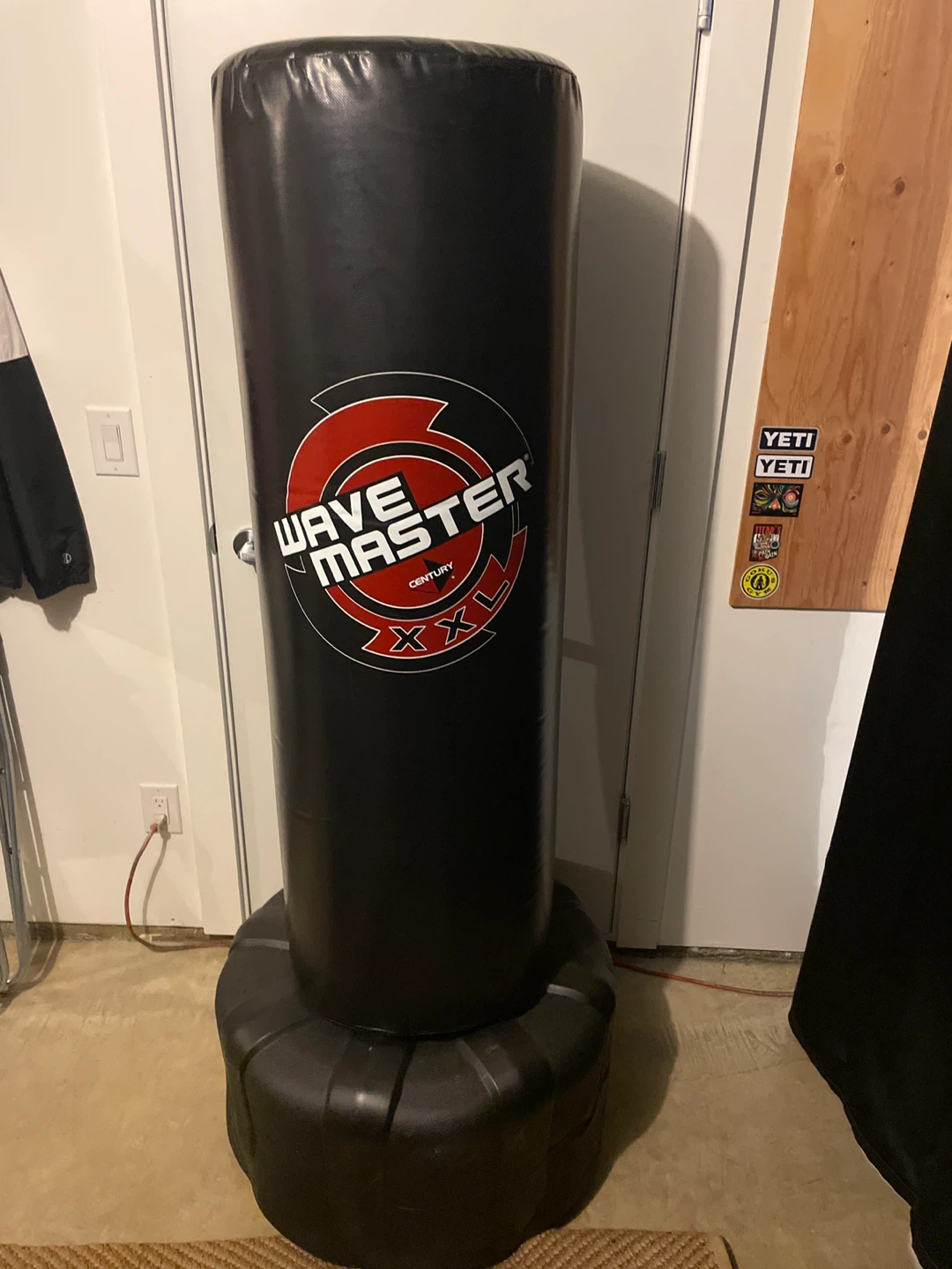 Century Wavemaster XXL Punching Bag