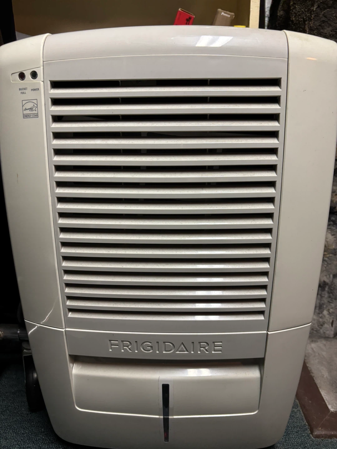 Frigidaire 50 Pint Dehumidifier - photo 2