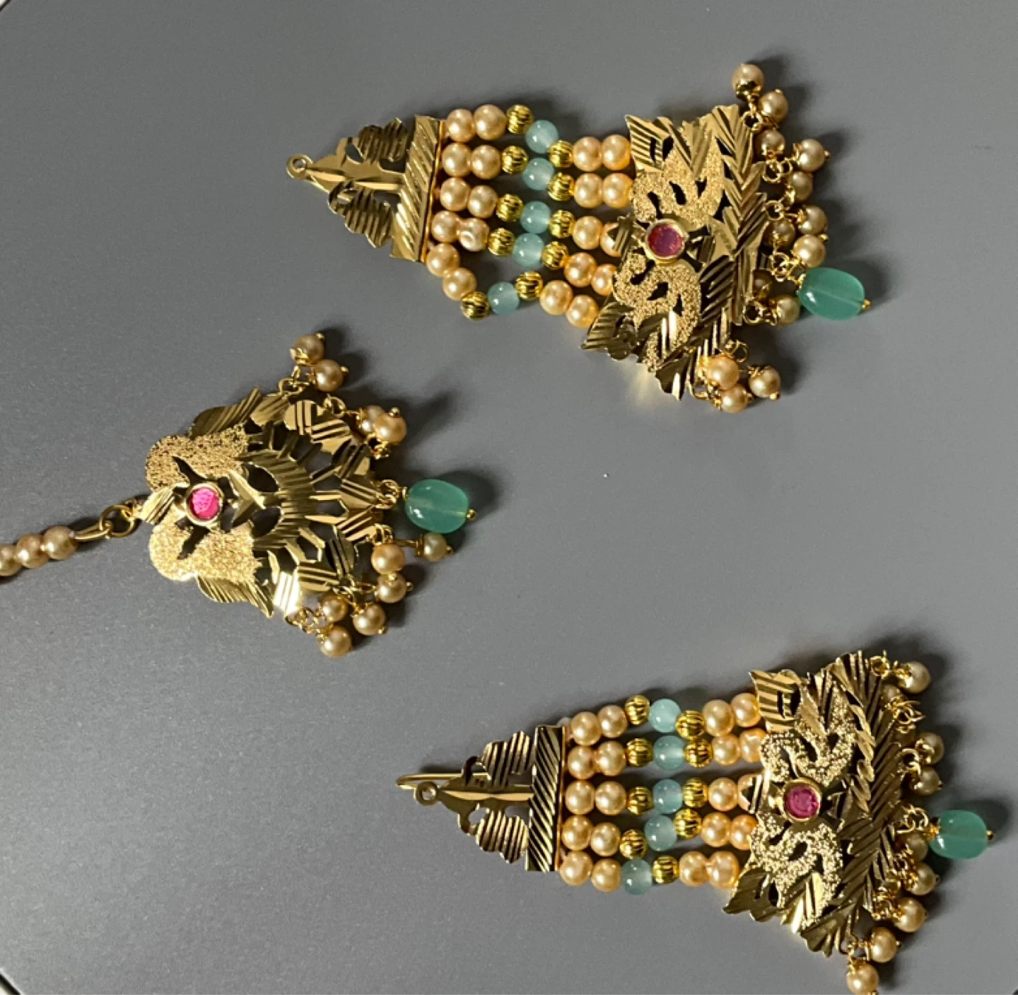 Patra Pearl Choker Set – Earrings & Tikka - photo 2