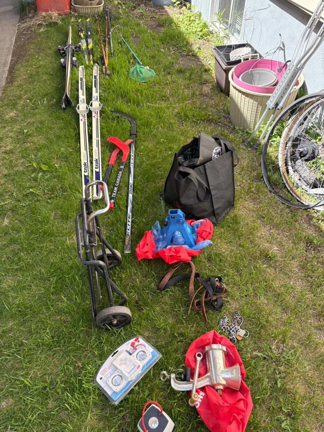 Electric appliances and other stuffs moving sale - photo 3
