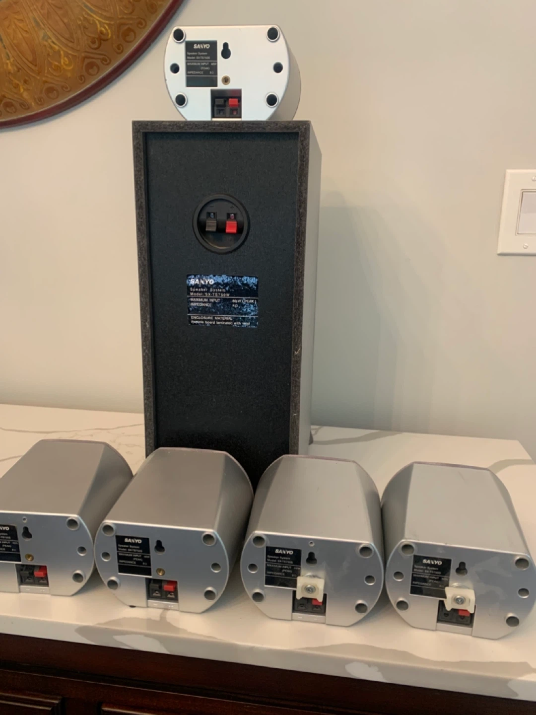 Sanyo Subwoofer System with Satellite Speakers - photo 4
