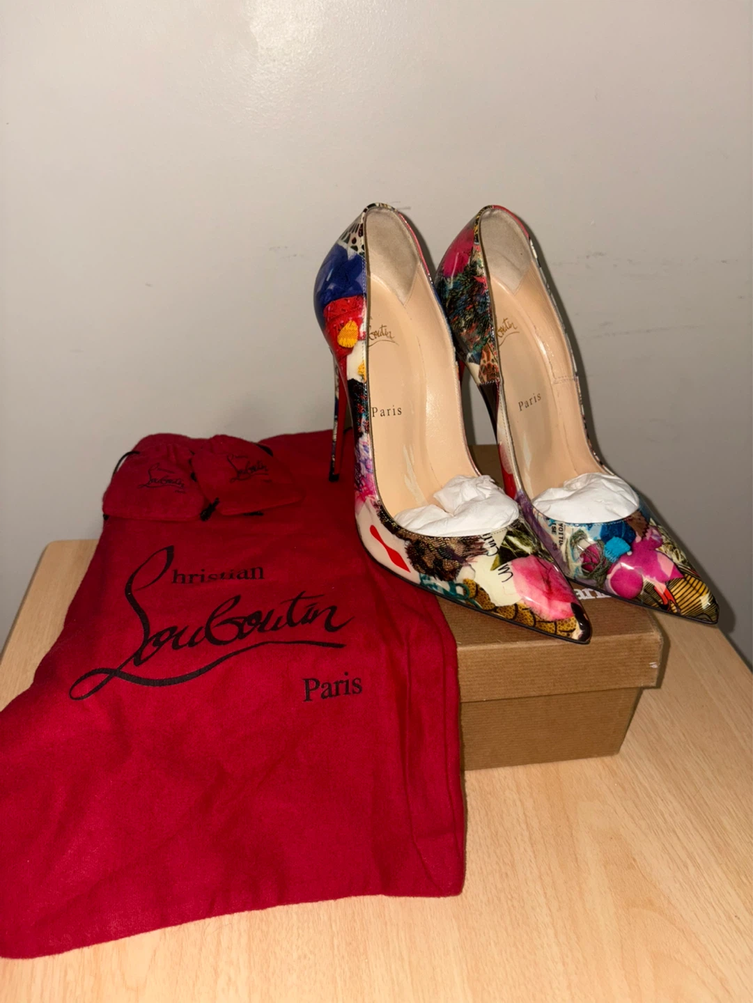 RARE Christian Louboutin Patent Pumps Sz 39.5 | Complete Set - photo 2